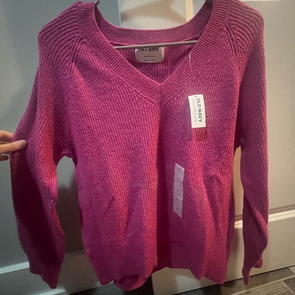 Old navy sweater